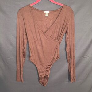 BOZZOLO Ribbed Wrap Bodysuit Long Sleeve V Neck Snap Closure Women's Small NWOT